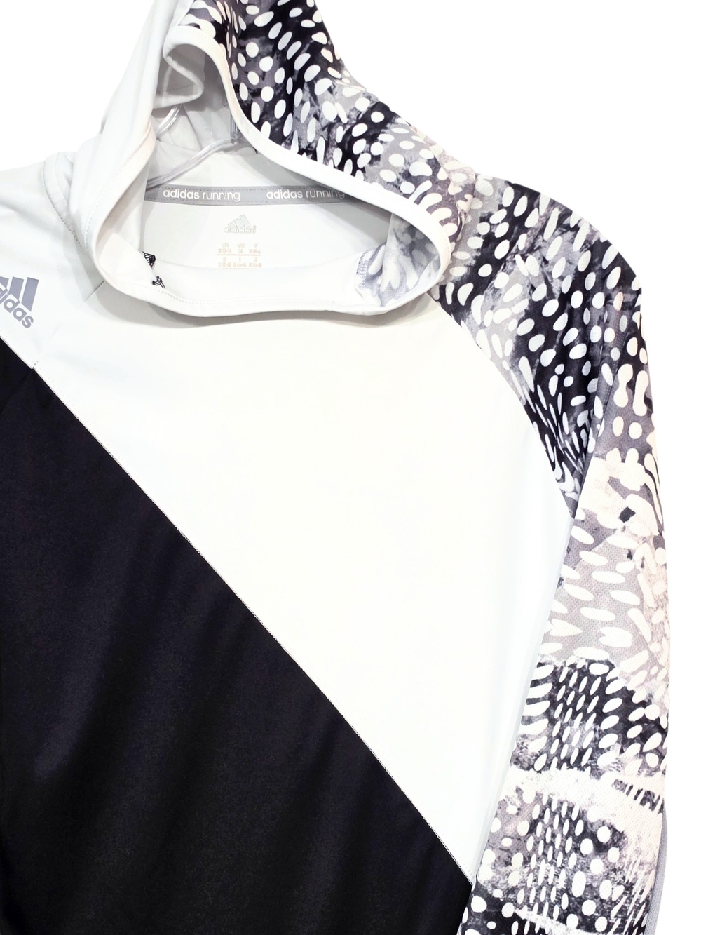 Adidas ClimaLite AKTIV Against Cancer Hooded Running Top Black White Gray L - Picture 3 of 15